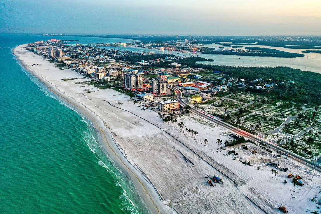 Land in Fort Myers Beach, Florida, United States 2 - 15291502