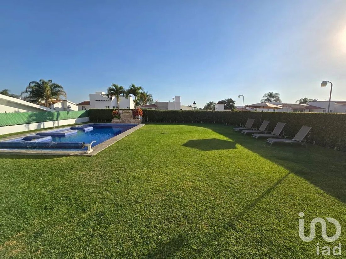 House in Lomas de Cocoyoc, Morelos, Mexico 2 - 15803703