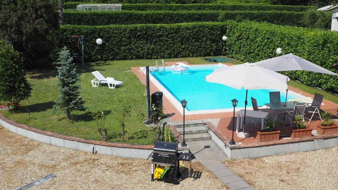 Villa in Capannori, Tuscany, Italy 4 - 15804967