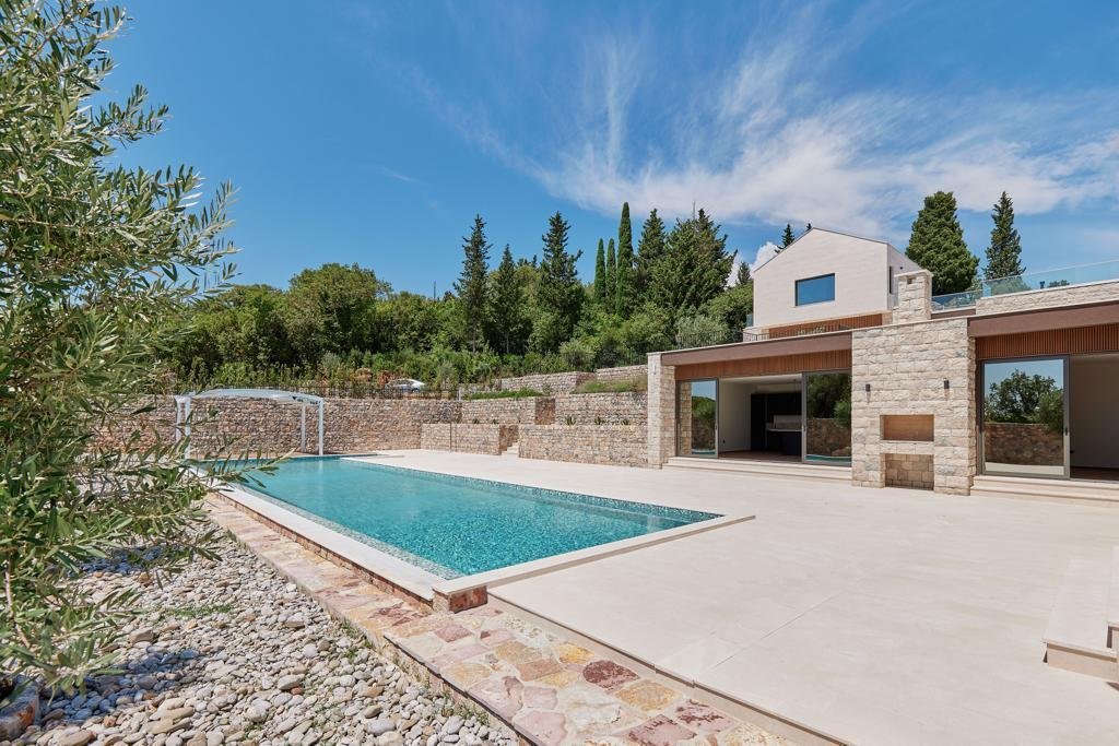 Villa in Đuraševići, Tivat Municipality, Montenegro 5 - 15800648