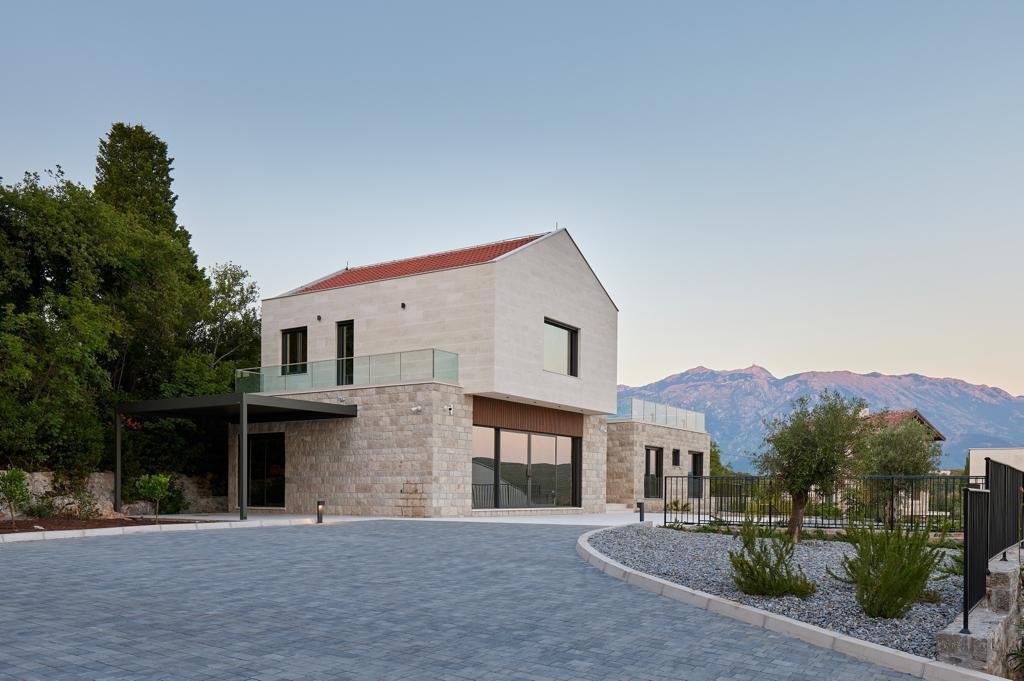 Villa in Đuraševići, Tivat Municipality, Montenegro 4 - 15800648