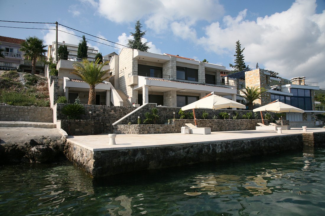 Villa in Krašići, Tivat Municipality, Montenegro 4 - 15800661