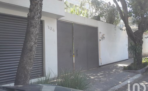 House in Santa Catarina Yecahuitzotl, Mexico City, Mexico 1