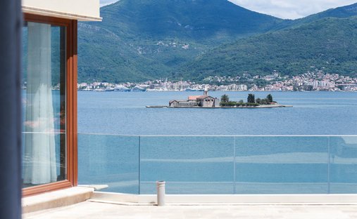 Townhouse in Tivat, Tivat Municipality, Montenegro 1