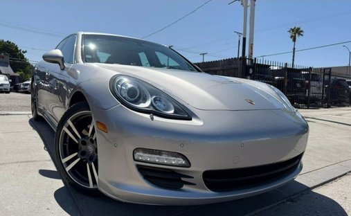 2013 Porsche Panamera S Sedan 4D in Van nuys, CA, United States 1