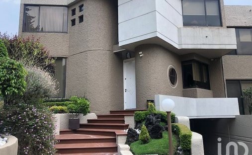 House in Naucalpan de Juárez, State of Mexico, Mexico 1