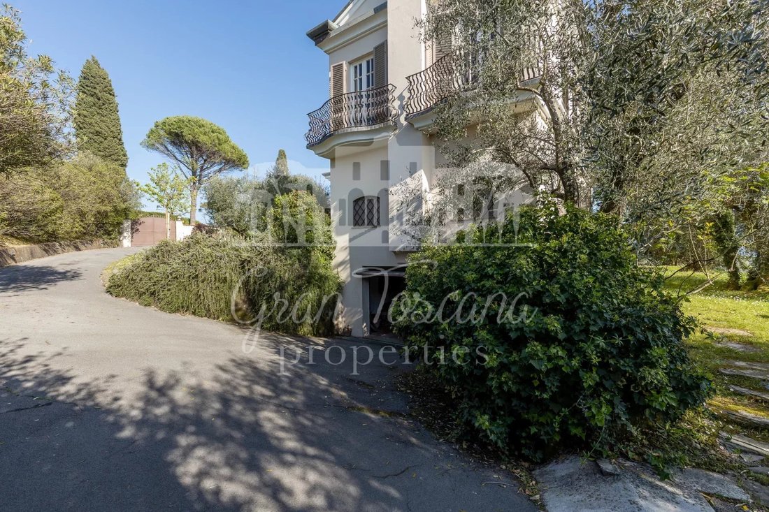 Villa in Area Monte San Quirico - Sant'Alessio, Lucca, Tuscany 5 - 15800356