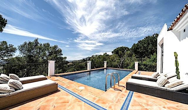 Villa in El Madroñal, Benahavis, Spain 4 - 15802504