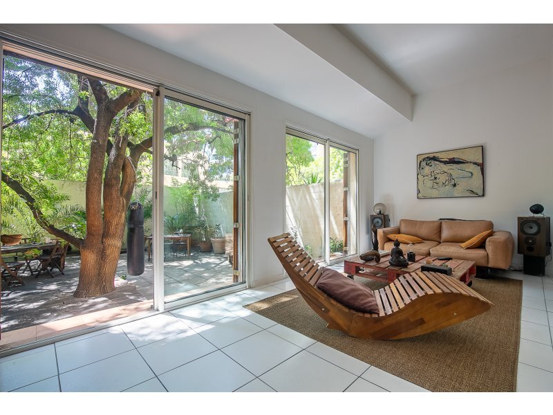 Apartment in Pointe Rouge, 8e Arrondissement, Marseille 3 - 15802313