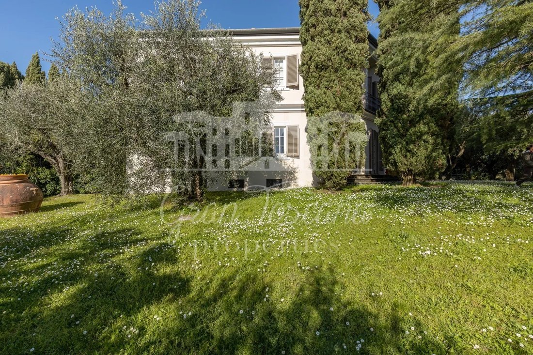 Villa in Area Monte San Quirico - Sant'Alessio, Lucca, Tuscany 2 - 15800356