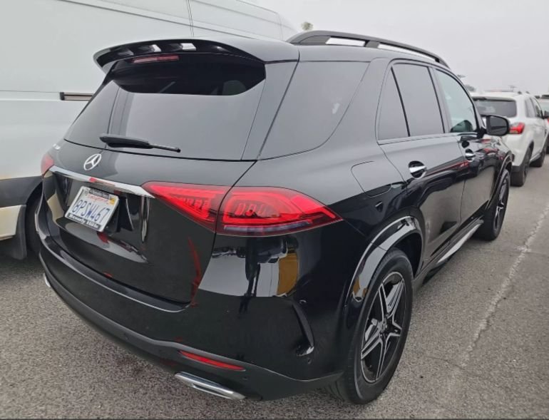 Suv in Irvine, CA, United States 2 - 15801145