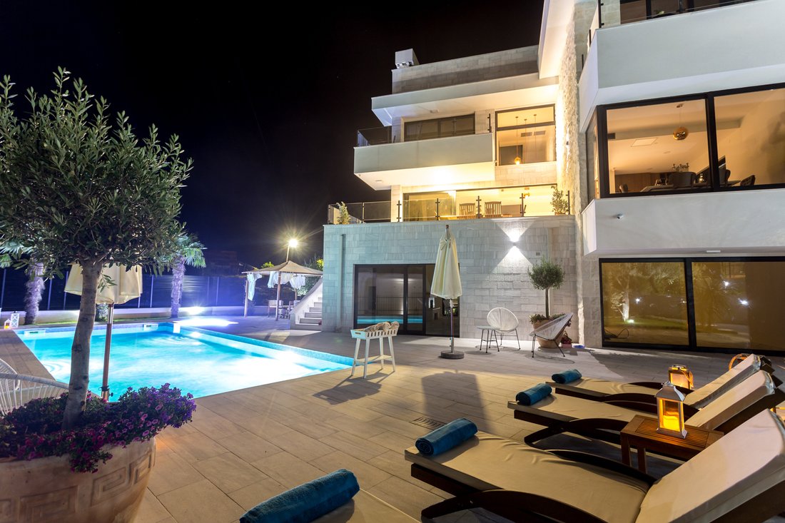 Villa in Đenovići, Herceg Novi Municipality, Montenegro 3 - 15800735