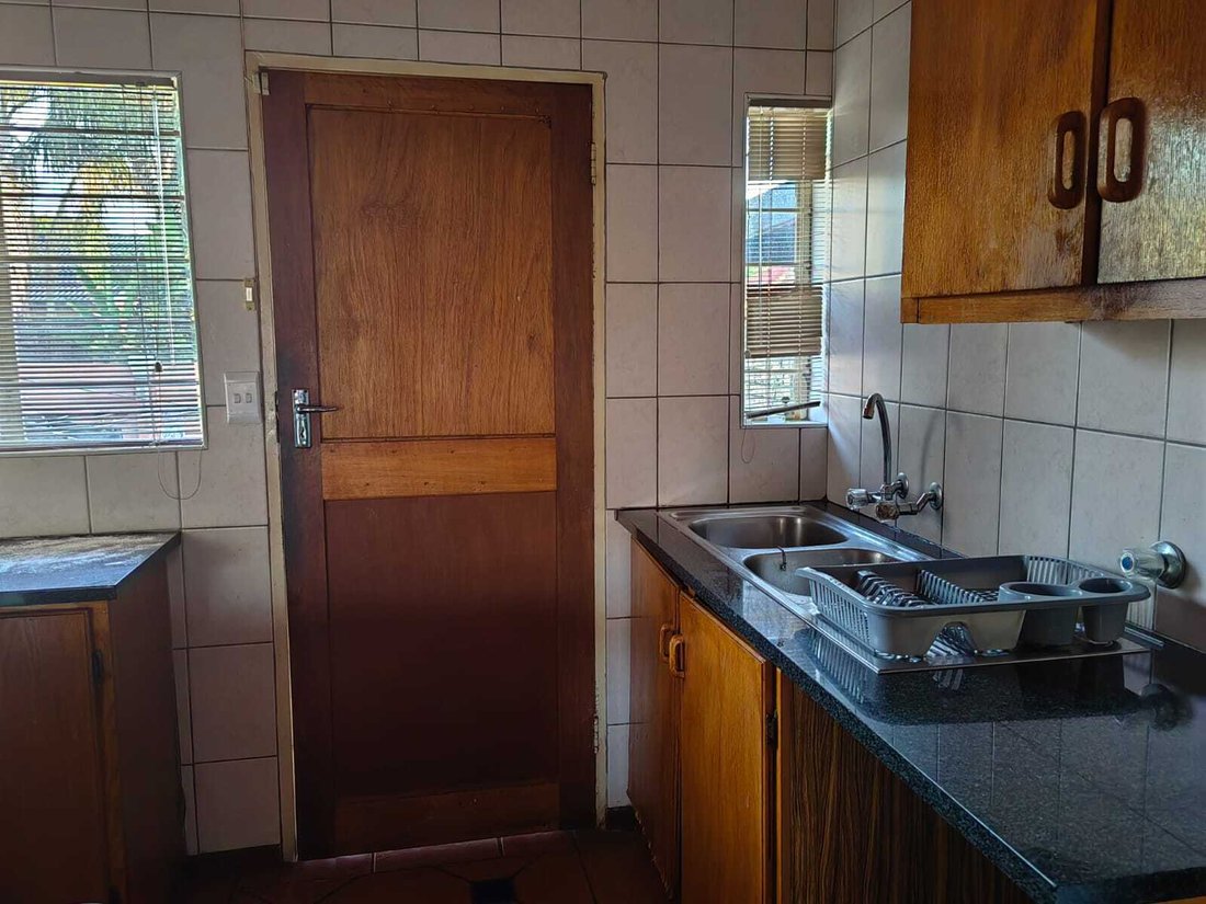 Condo in Akasia, Gauteng, South Africa 4 - 15803571