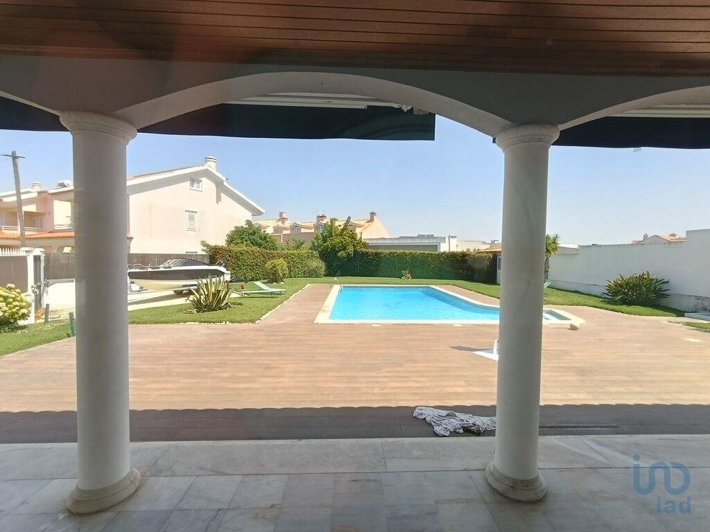 Townhouse in Charneca de Caparica e Sobreda, Setubal, Portugal 3 - 15800500