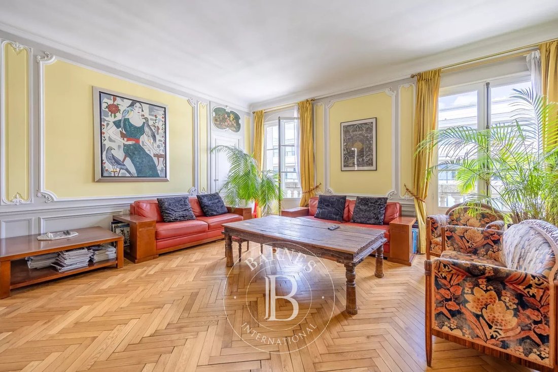 Apartment in Muette Nord, Paris 16e Arrondissement, Paris 4 - 15802715