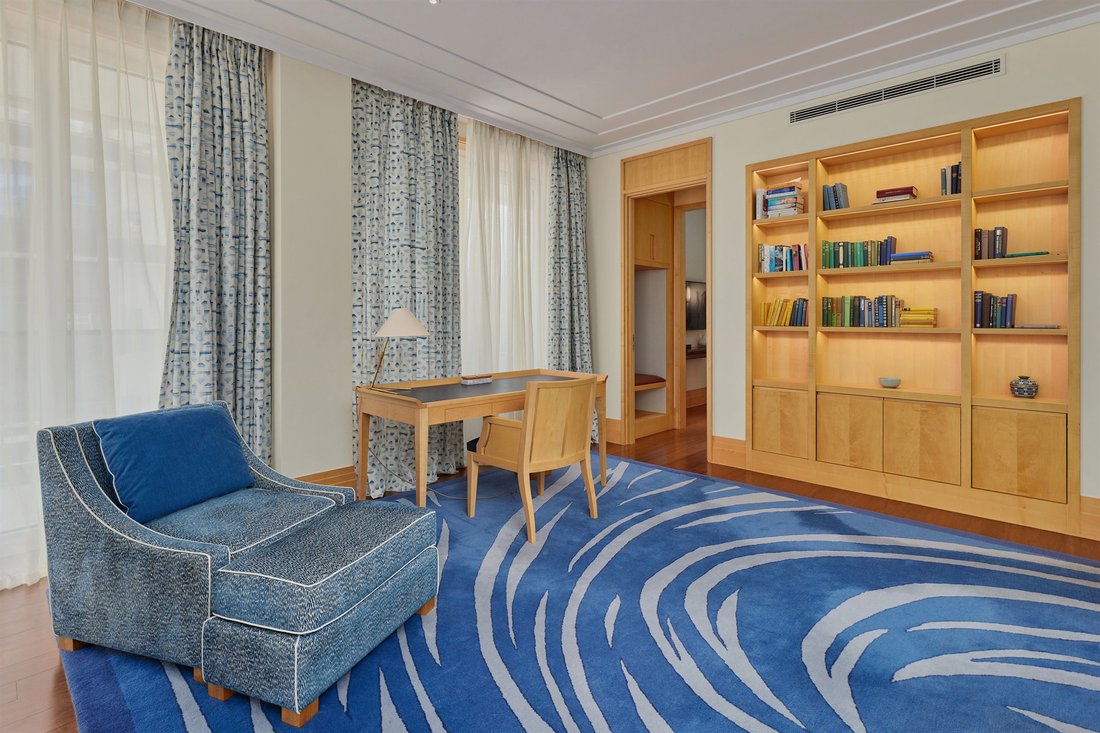 Apartment in Tivat, Tivat Municipality, Montenegro 5 - 15800696