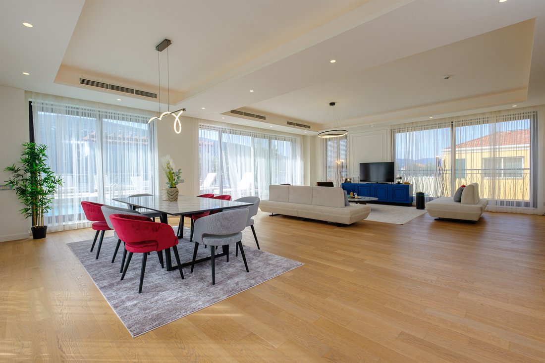Apartment in Kumbor, Herceg Novi Municipality, Montenegro 1 - 15800682