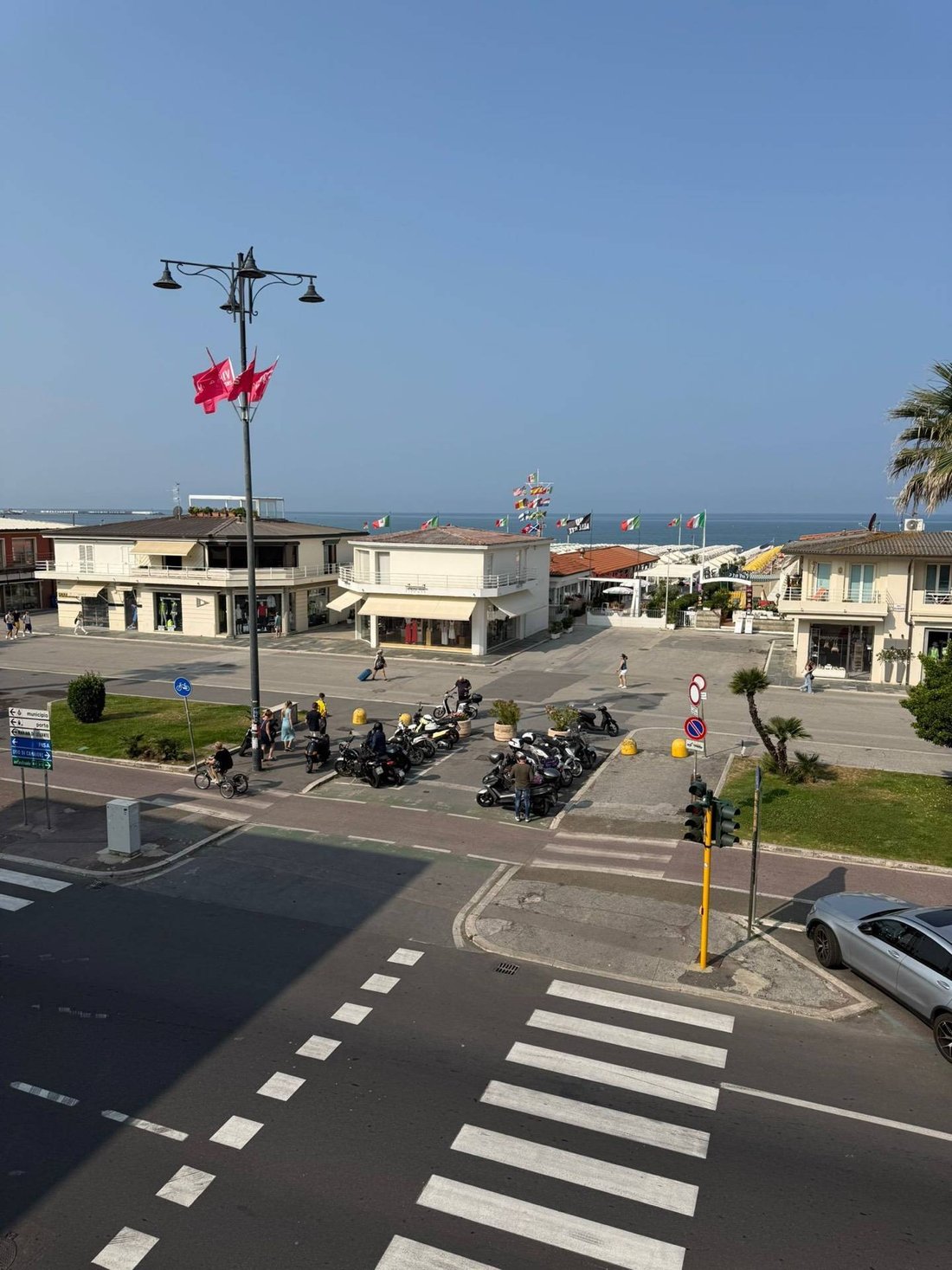 Apartment in Lungomare, Viareggio, Tuscany 2 - 15805532