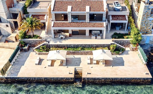 Villa in Krašići, Tivat Municipality, Montenegro 1