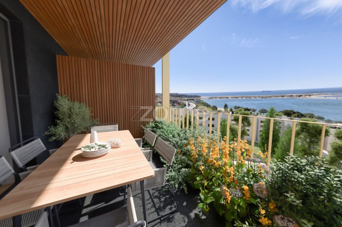 Apartment in Canidelo, Porto District, Portugal 1 - 14602486