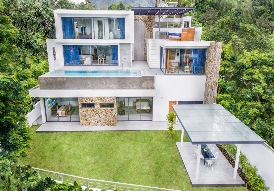 Villa in Kamala, Phuket, Thailand 1 - 15800496