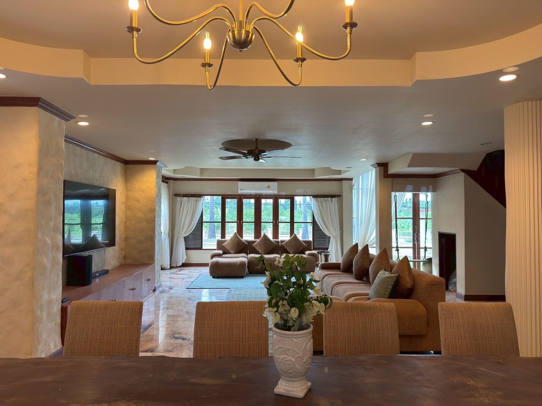 Villa in Mueang Phuket District, Mueang Phuket District, Thailand 4 - 15800294
