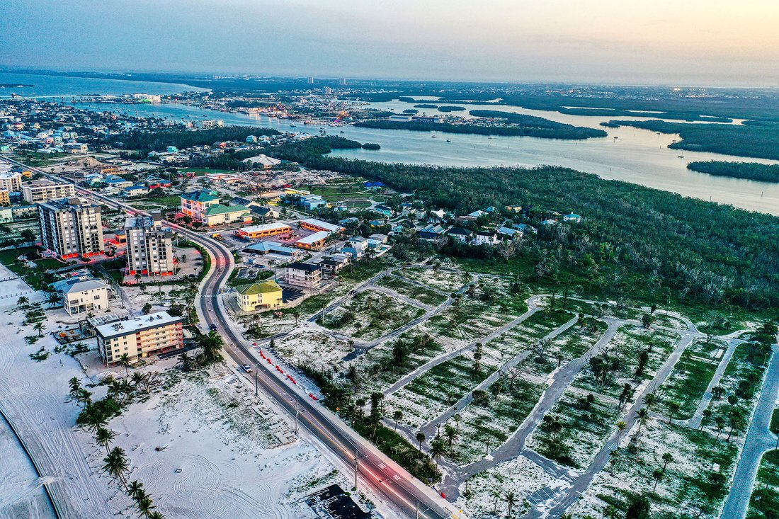 Land in Fort Myers Beach, Florida, United States 4 - 15291502