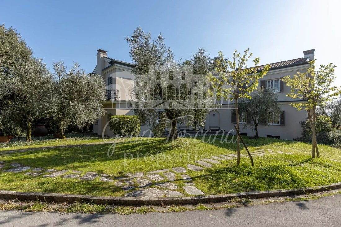Villa in Area Monte San Quirico - Sant'Alessio, Lucca, Tuscany 3 - 15800356