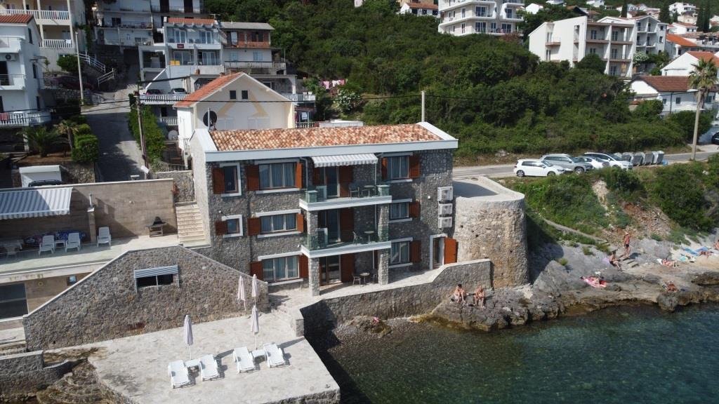 Villa in Krašići, Tivat Municipality, Montenegro 2 - 15800723