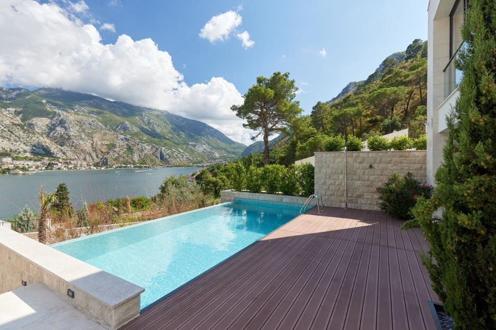 Villa in Kotor, Kotor Municipality, Montenegro 4 - 15800664