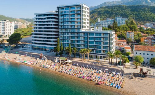 Apartment in Budva, Budva Municipality, Montenegro 1