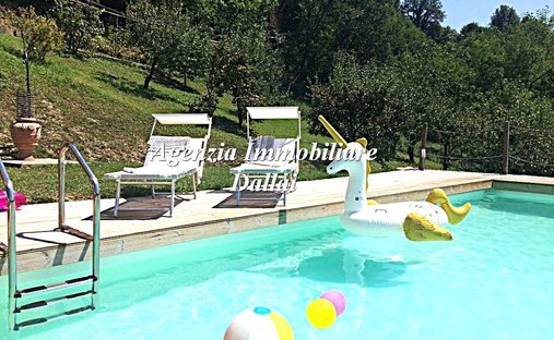 Country House in Scarperia e San Piero, Tuscany, Italy 1