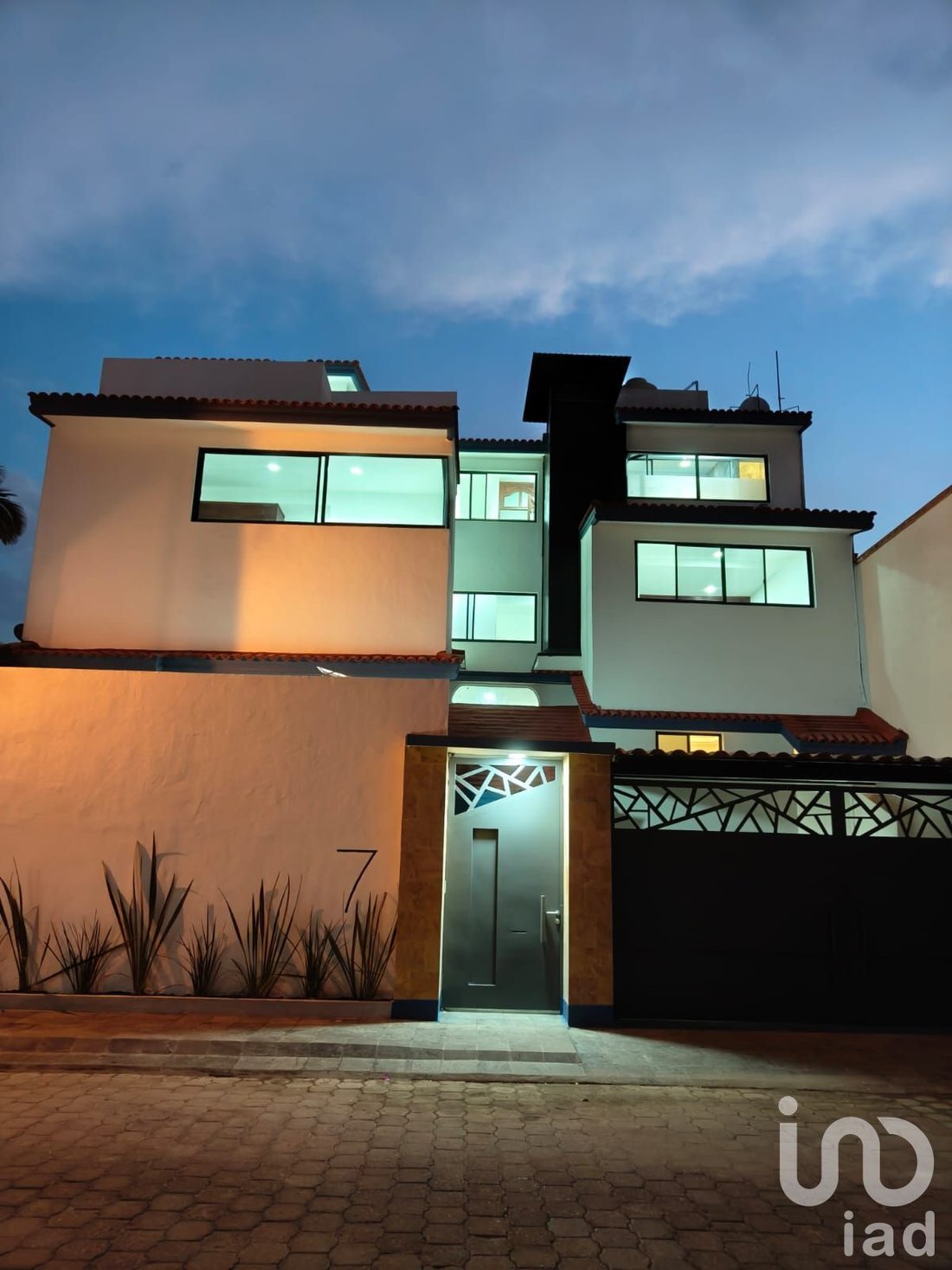 House in Cuernavaca, Morelos, Mexico 2 - 15803140