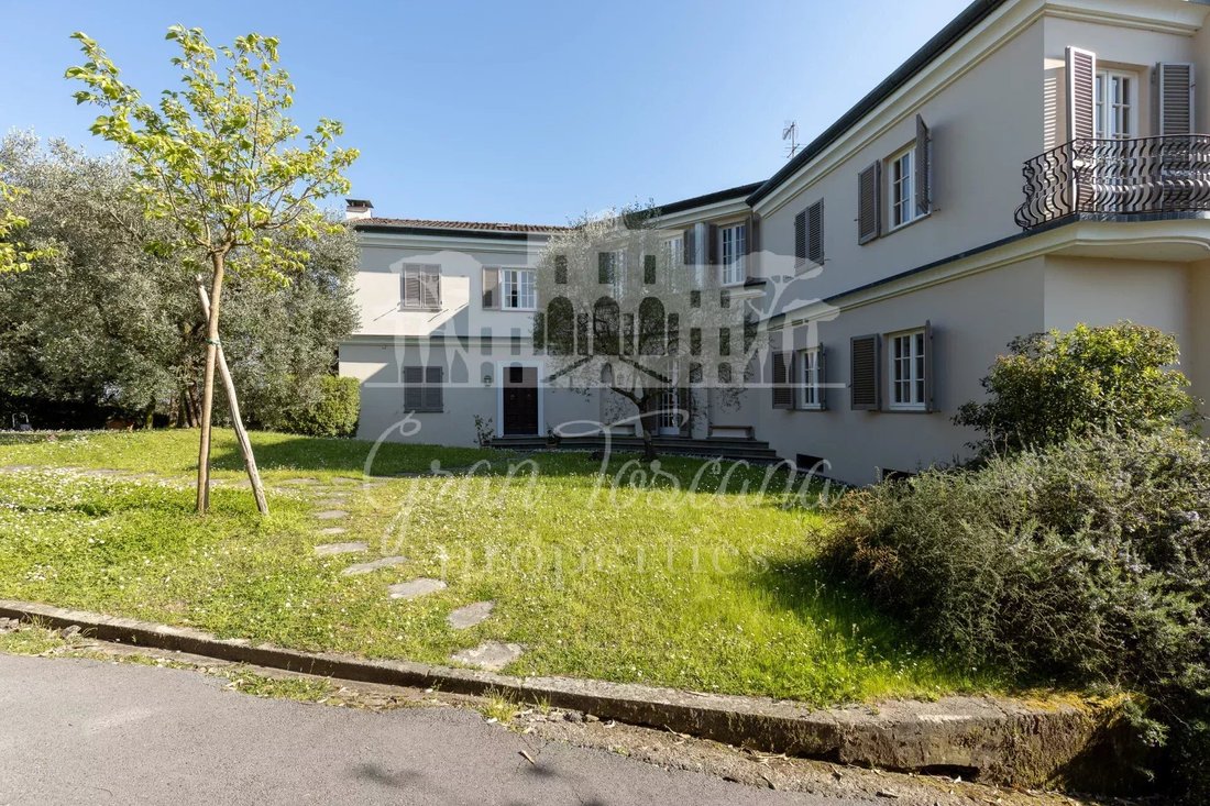 Villa in Area Monte San Quirico - Sant'Alessio, Lucca, Tuscany 4 - 15800356