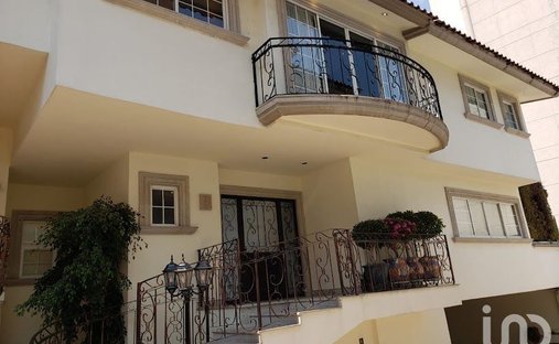 House in Naucalpan de Juárez, State of Mexico, Mexico 1