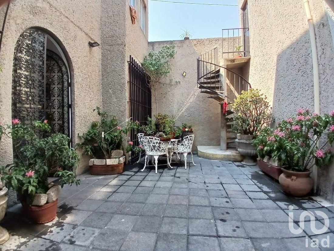 House in Santa Catarina Yecahuitzotl, Mexico City, Mexico 2 - 15803678