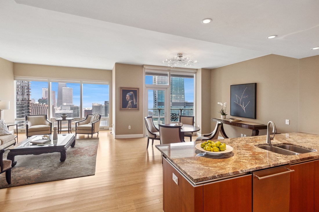 Condo in Chicago, Illinois, United States 4 - 15801867