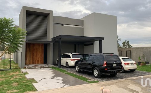House in La Mojonera, Jalisco, Mexico 1