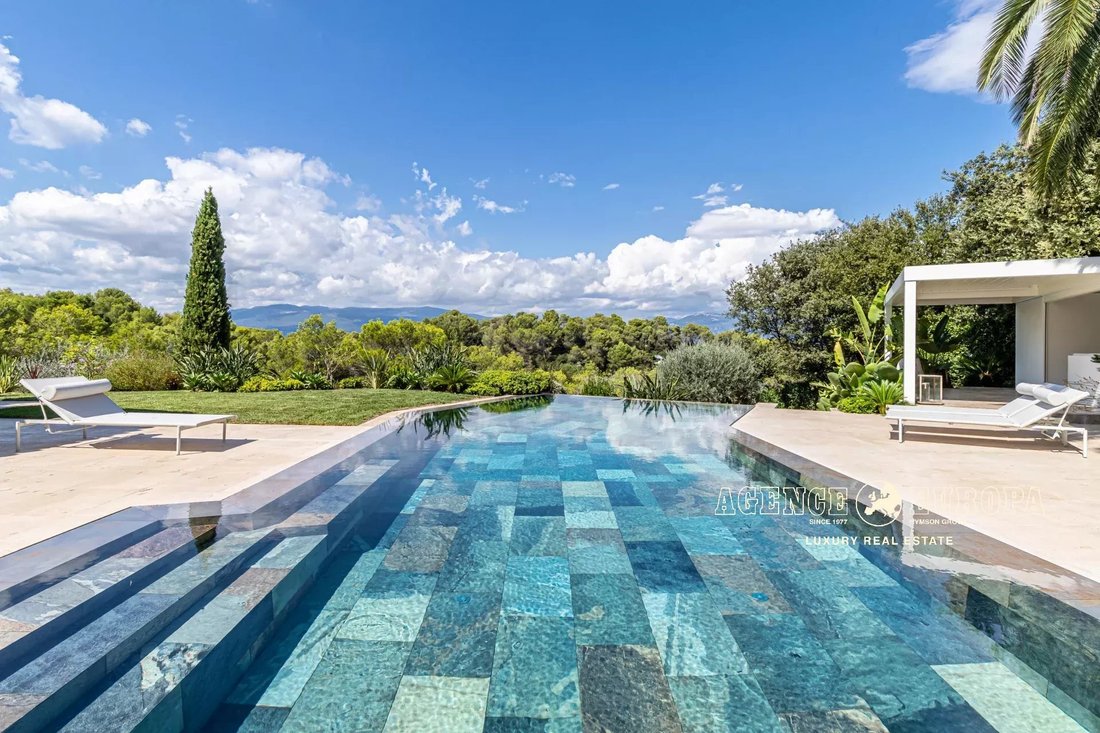Villa in Mougins, Provence-Alpes-Côte d'Azur, France 4 - 13665880