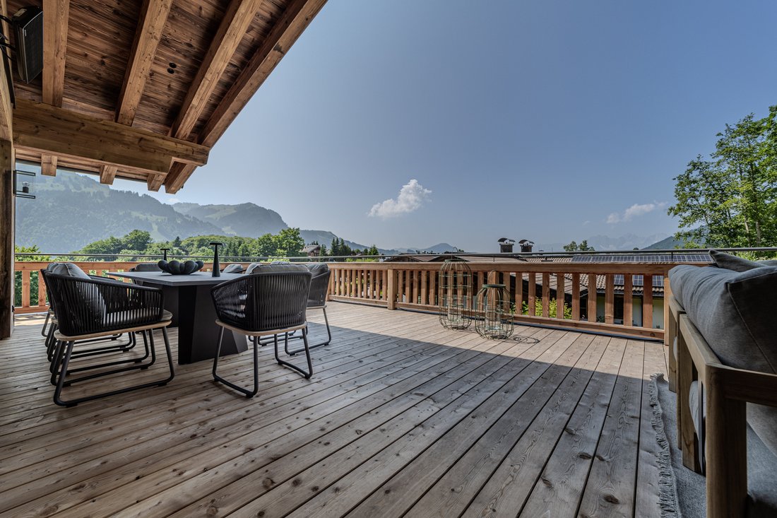 Whispers of the Alps: A Self-Sufficient Sanctuary in Kitzbühel’s Embrace
