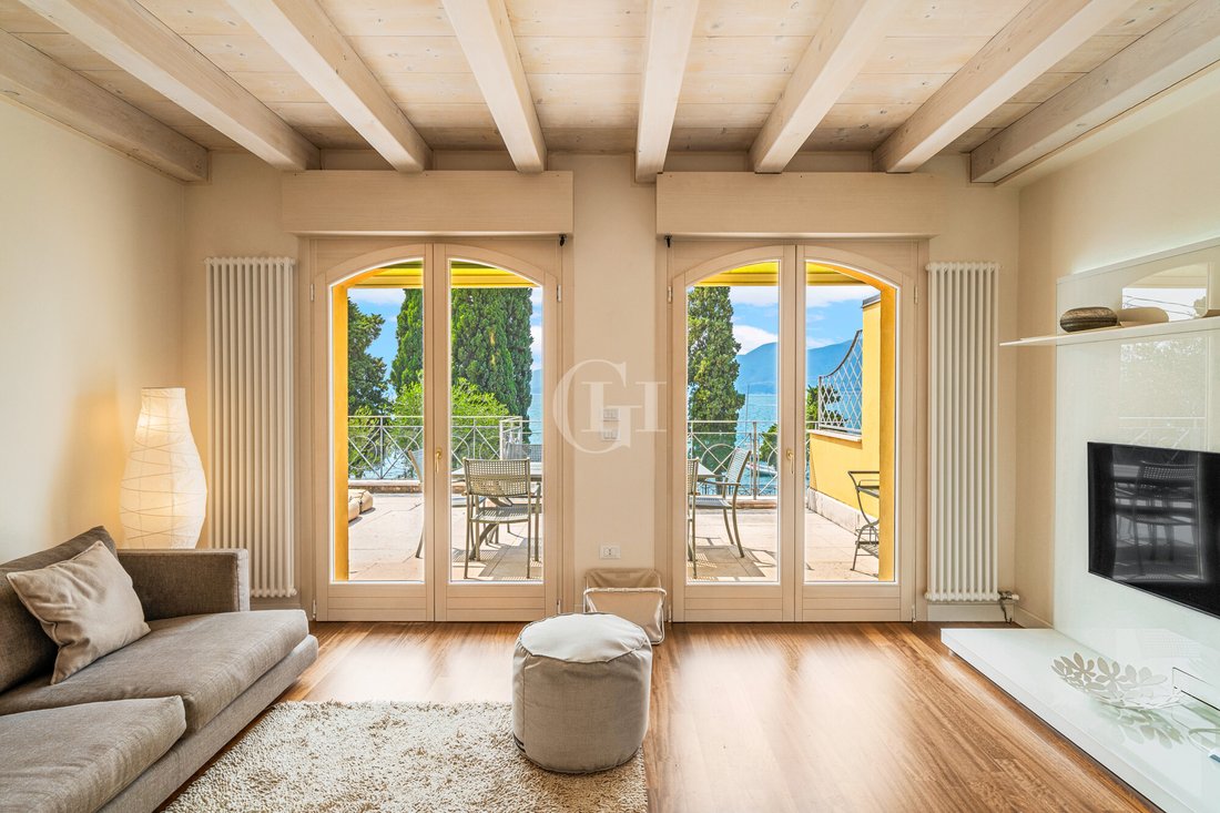 Appartement à Torri del Benaco, Vénétie, Italie 2 - 15800556