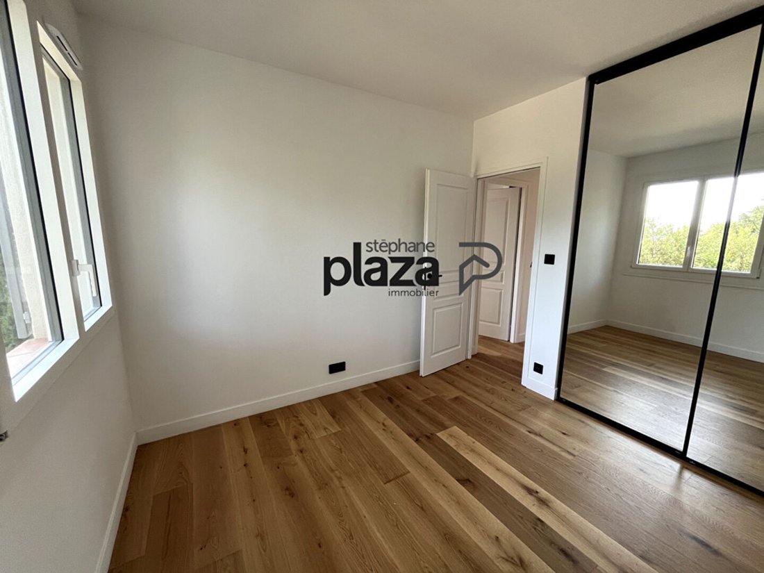 Apartment in Nartelle-Noyer-Bellevue-bd des Sardinaux, Sainte-Maxime, France 3 - 13050654