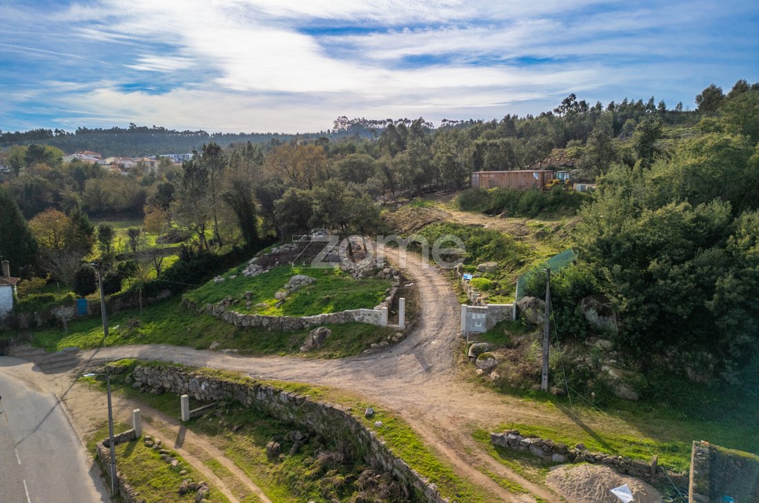 Land in Esmeriz e Cabecudos, Braga, Portugal 4 - 15084162