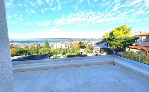 House in Murter, Sibenik-Knin County, Croatia 1