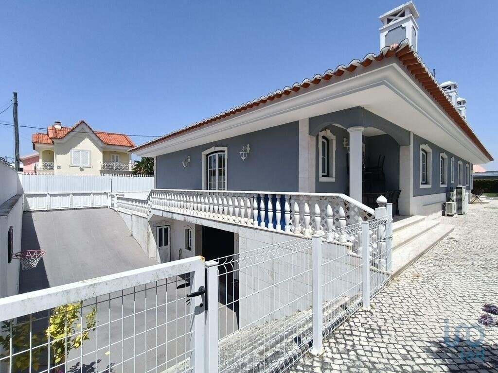 Townhouse in Charneca de Caparica e Sobreda, Setubal, Portugal 4 - 15800500