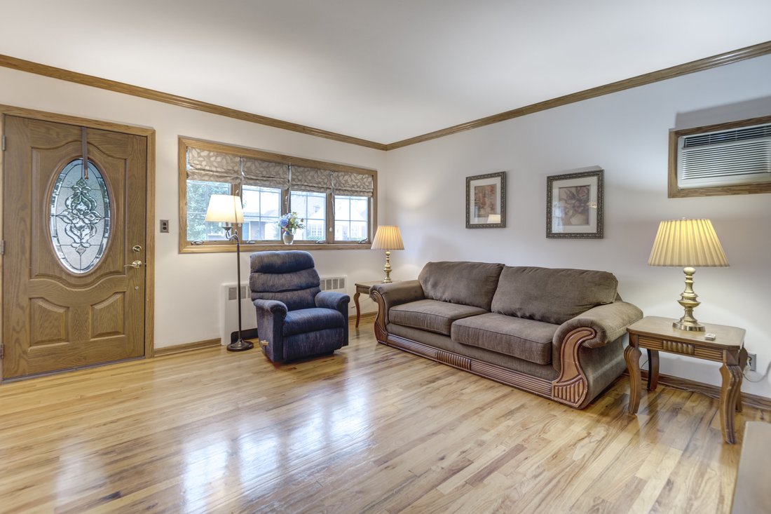House in East Williston, New York, United States 2 - 15804045