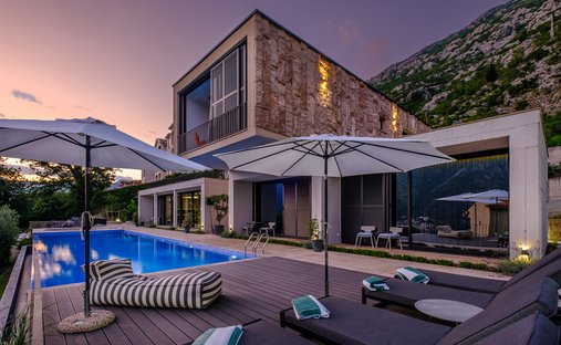 Townhouse in Dobrota, Kotor Municipality, Montenegro 1
