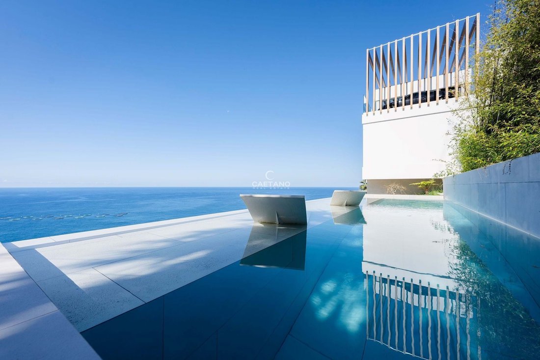 Villa in Arco da Calheta, Autonome Region Madeira, Portugal 1 - 15804233