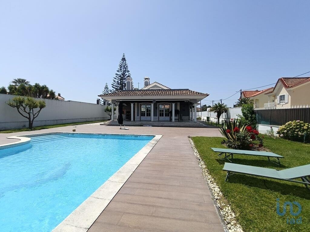 Townhouse in Charneca de Caparica e Sobreda, Setubal, Portugal 1 - 15800500