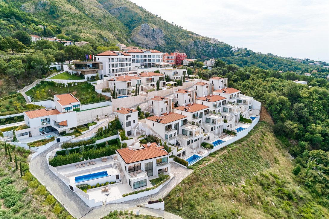 Villa in Drobnići, Budva Municipality, Montenegro 1 - 15800729